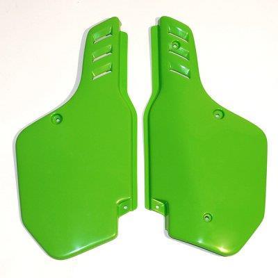 UFO Задние номерные щитки Kawasaki KX 125/250 88-89, KX 500 88-02 KDX 200 90-94 цвет зеленый <span style="display:none;">KA02713026</span>