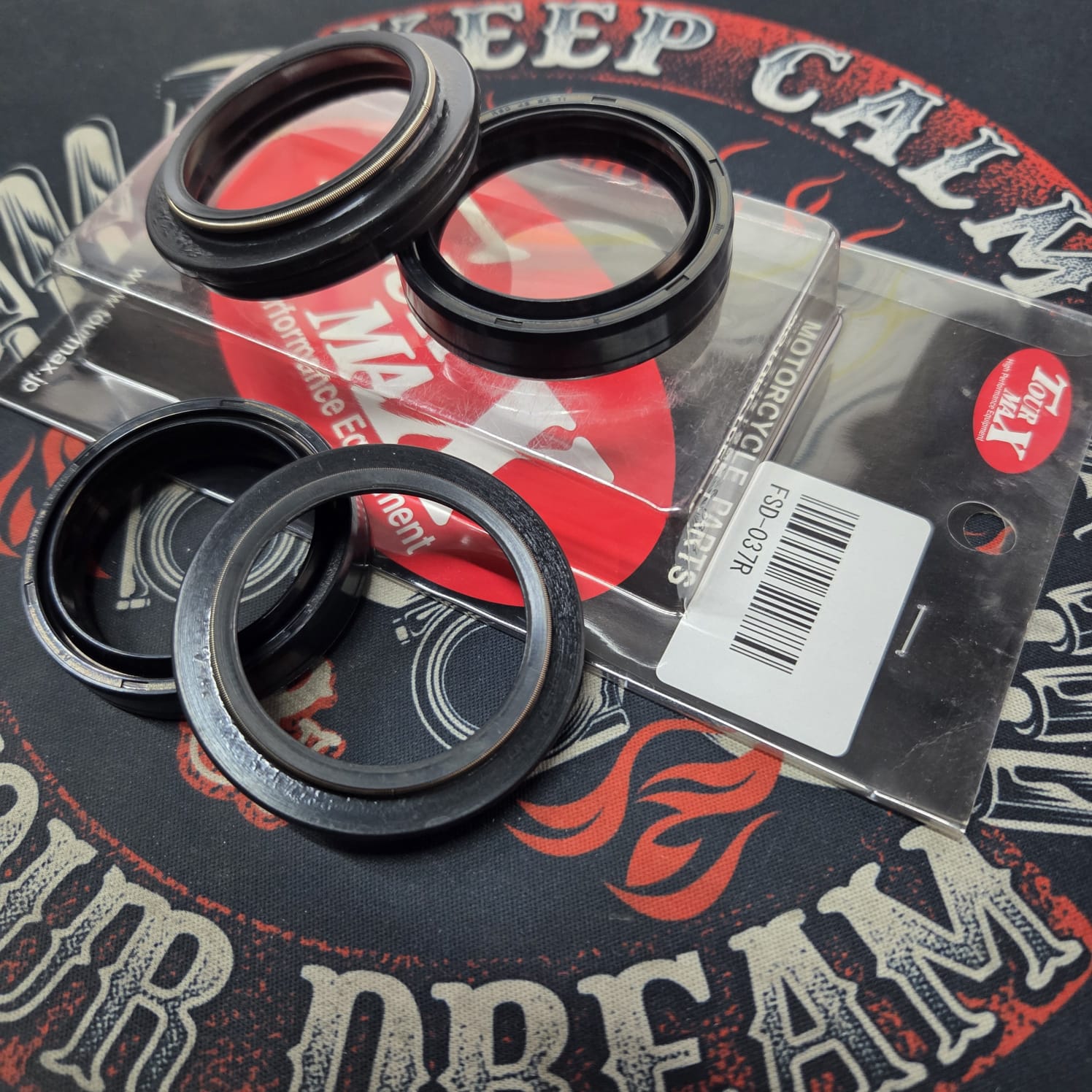 Пыльники, сальники вилки Tourmax FSD-037R 43*54*11