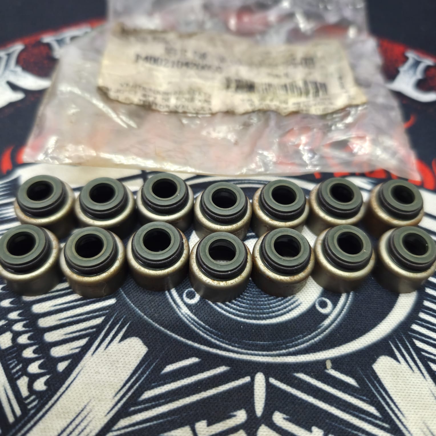 Колпачки маслосъёмные Athena P400210420050 Honda VTR SP-1, SP-2, 1000F, Varadero Выпуск аналог 12208-MBB-003