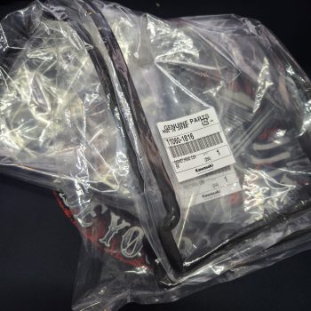 Прокладка клапанной крышки OEM:11060-1816 Kawasaki ZX-9R Ninja 98-03 11060-1816