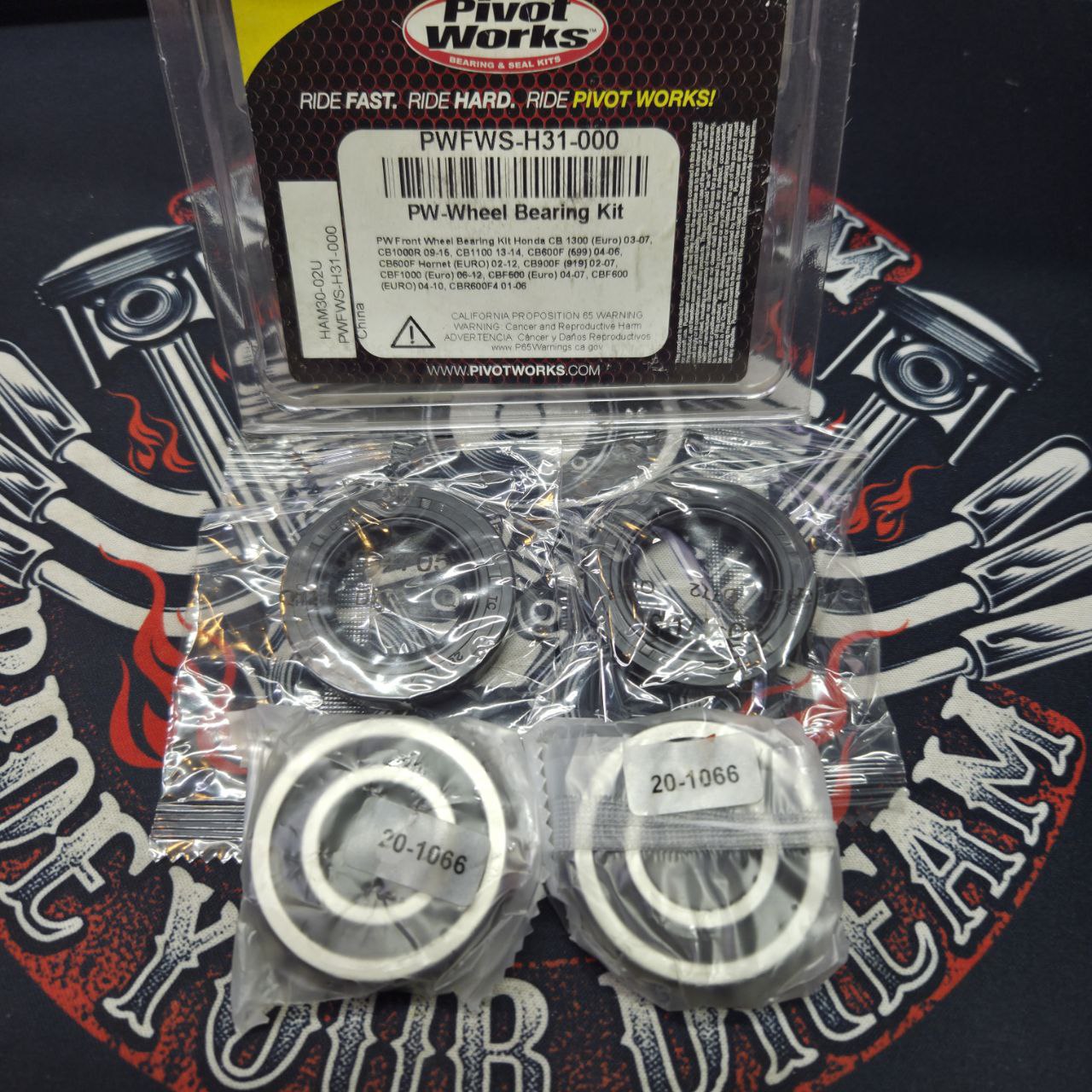 Подшипники переднего колеса Pivot Works PWFWSH31000 Honda CBR 600 F4 01-06, CB 600F Hornet 02-08, CB 1000R 12-, CB 1300 03-07 аналог AllBalls 25-1653