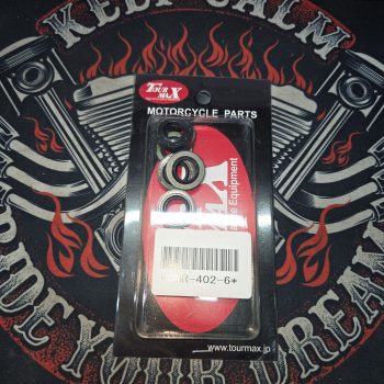 Прокладка под болт клапанной крышки Tourmax CMR-402-6 Kawasaki KXF 250 ’04-’26, KFX 450 R ’06-’14, KXF 450 ’06-’19, ZX 6/7/9R ZX-6R ’95-06, ZX-9R ’94-03, ER-6F/N ’06-08, Z 750 ’04-08, ZZR 1200 ’02-06 6 шт. 92055-1352 (MADE IN JAPAN)