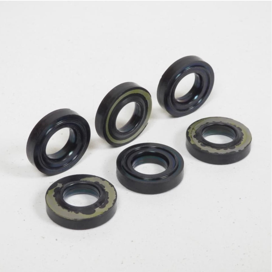 Прокладка под болт клапанной крышки Tourmax CMR-402-6 Kawasaki KXF 250 '04-'26, KFX 450 R '06-'14, KXF 450 '06-'19, ZX 6/7/9R ZX-6R '95-06, ZX-9R '94-03, ER-6F/N '06-08, Z 750 '04-08, ZZR 1200 '02-06 6 шт. 92055-1352 (MADE IN JAPAN)