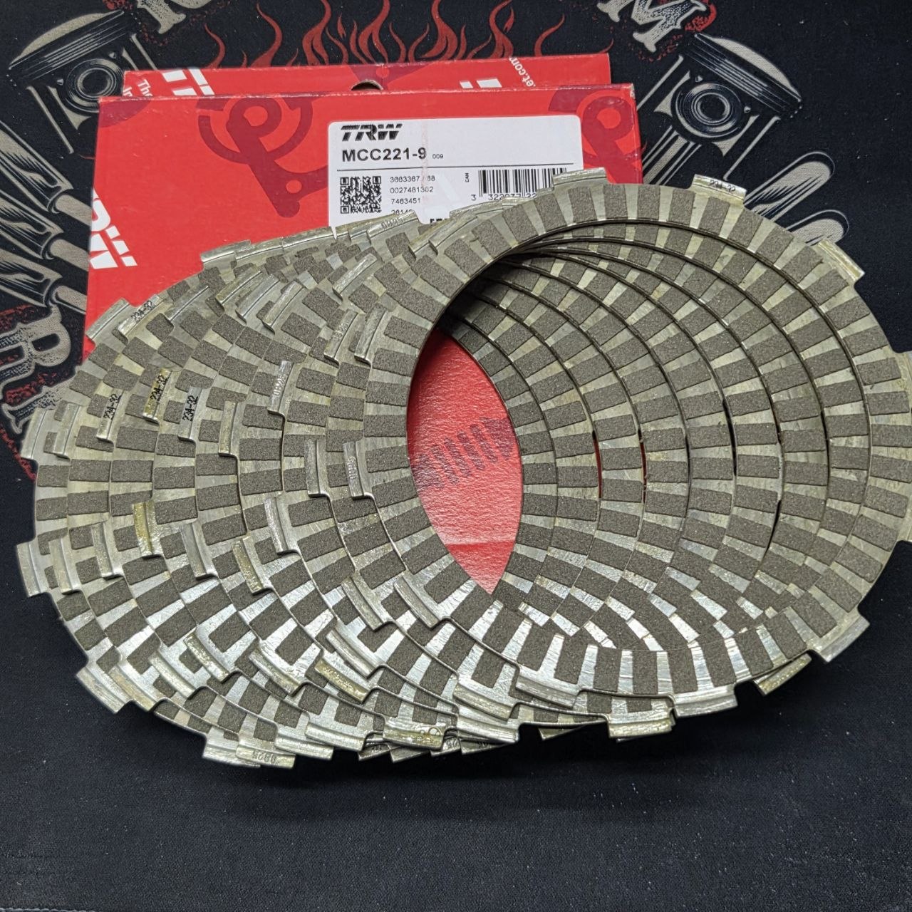 3f18a2eddd3ea985af2e6b35130df956.jpg Диски сцепления TRW MCC221-9 Kawasaki ZX-6R 600 / 636 95-04, Z 750 / 800 04-17, (EBC CK4503)