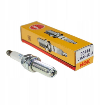 Свеча зажигания NGK LMAR8D-J